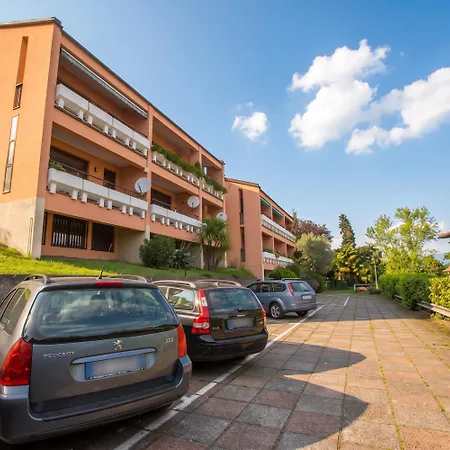 Vista Apartment *